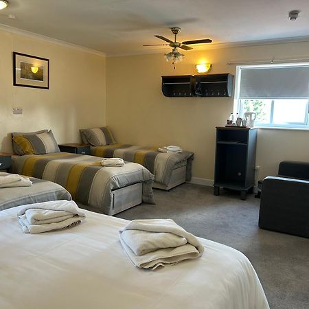 Halfway House Inn Country Lodge Yeovil Bagian luar foto