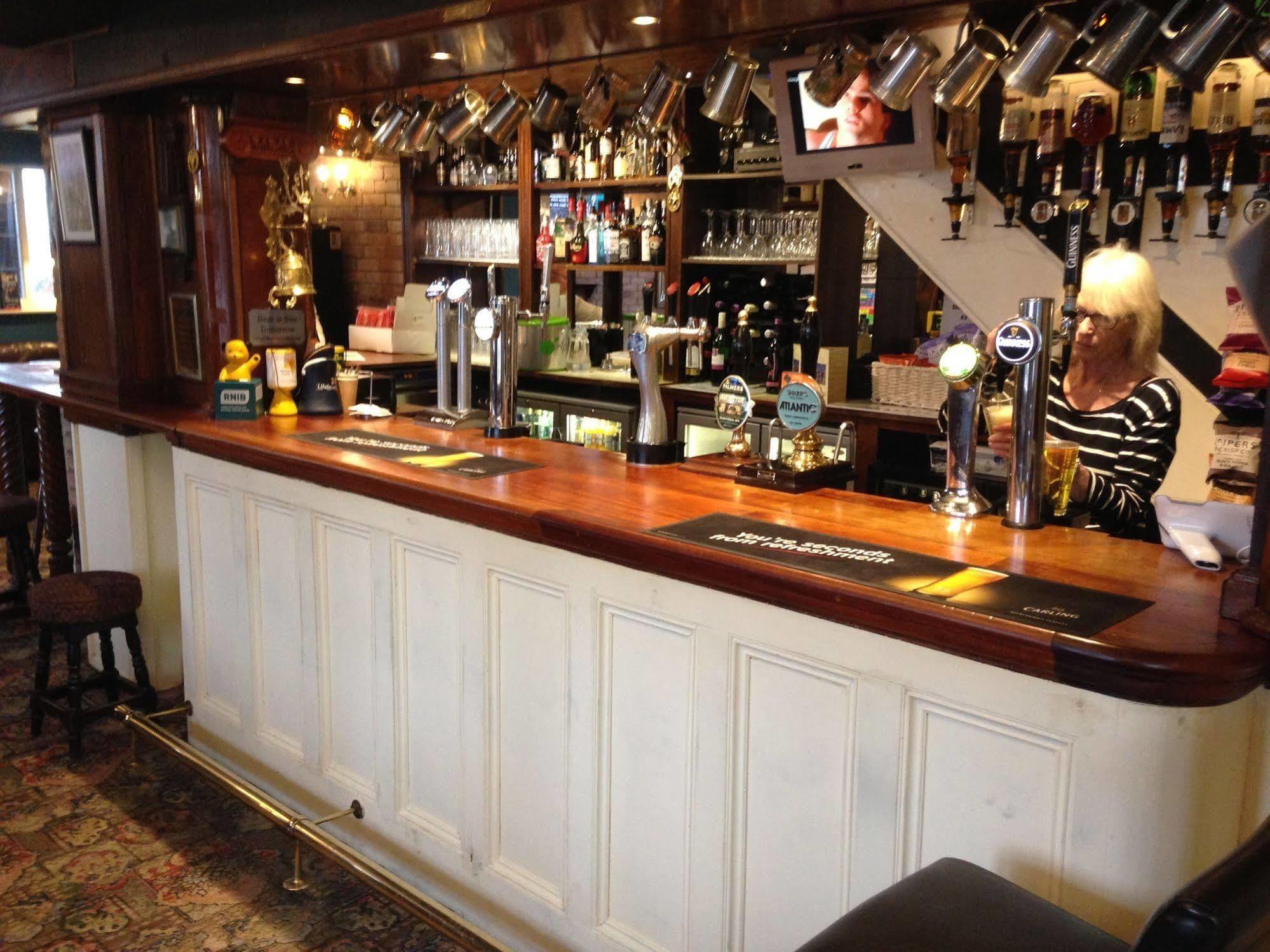 Halfway House Inn Country Lodge Yeovil Bagian luar foto
